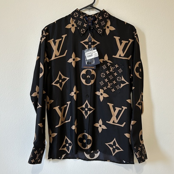 Louis Vuitton Mixed Monogram Button Up Silk Collared Shirt - 36 - Picture 7 of 9